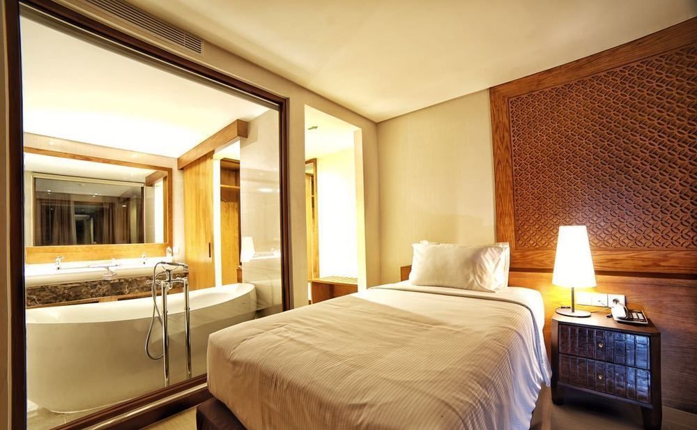 Wimarion Hotel Семаранг Экстерьер фото