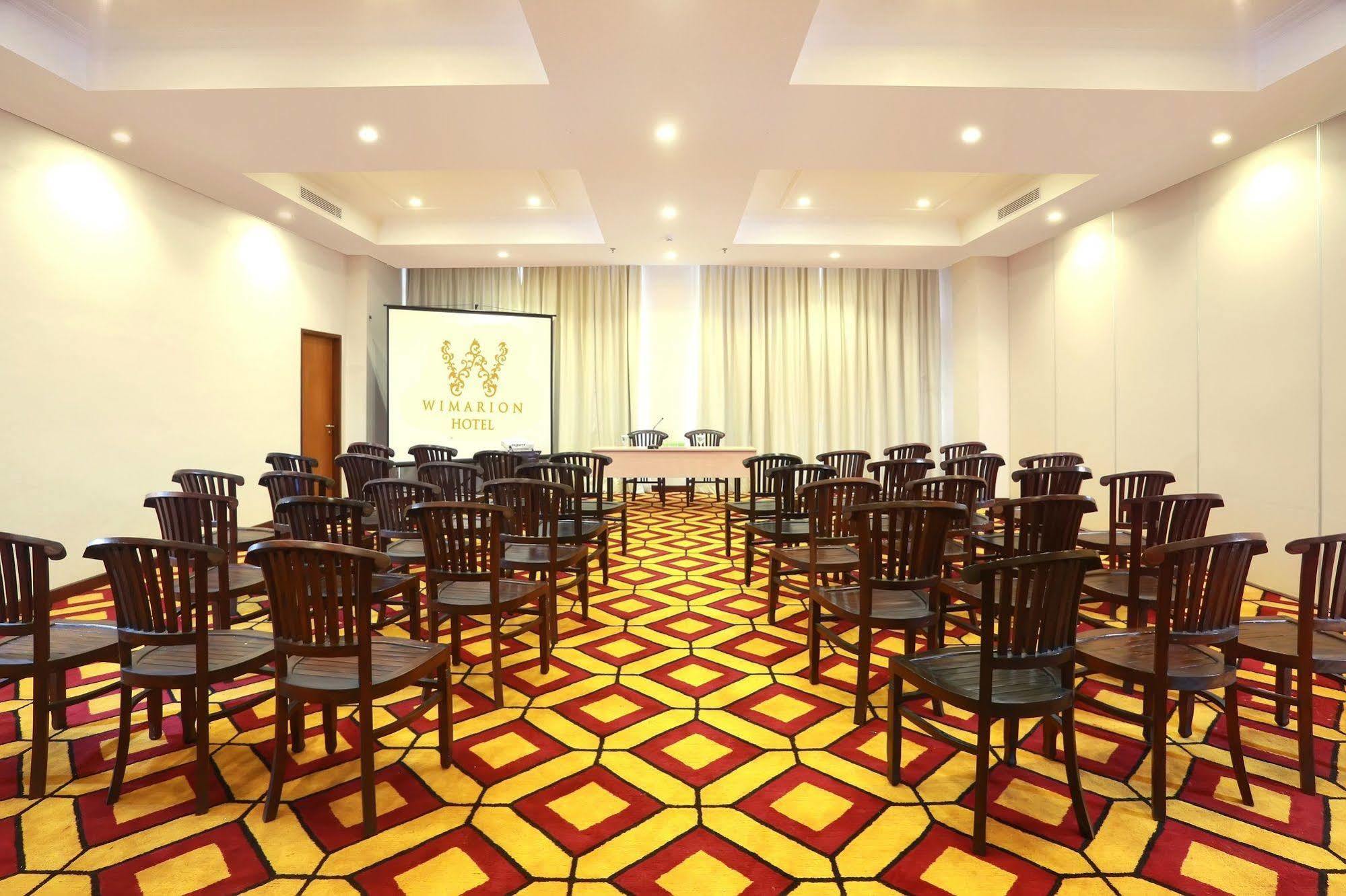 Wimarion Hotel Семаранг Экстерьер фото